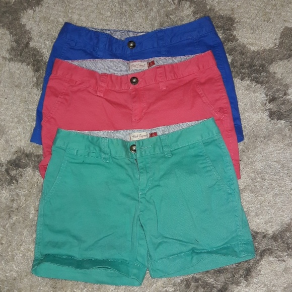 red camel shorts